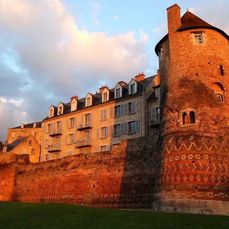 Logis Louisblanc, Muraille Romaine, Lit Queen-Size, Centre Ville Le Mans Exterior photo