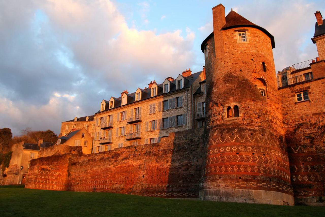 Logis Louisblanc, Muraille Romaine, Lit Queen-size, Centre Le Mans